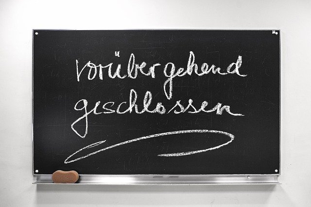 Corona School Board Blackboard - geralt / Pixabay